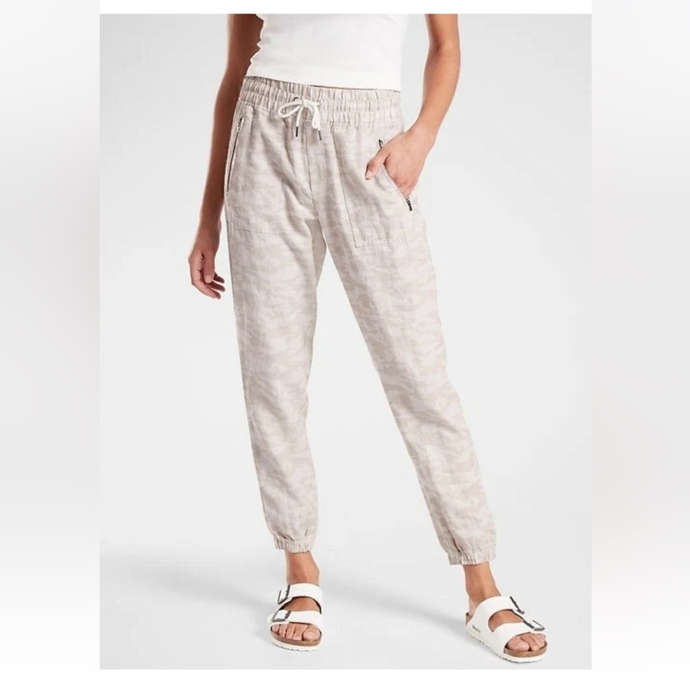 ATHLETA Cabo Tide CAMO Linen Jogger Size 
8 Tall Neutral Summer Lightweight Pant